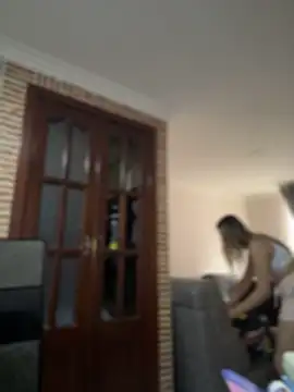 Chat +18 de kloe__t18 ao vivo