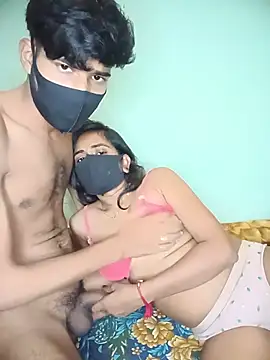 pooja1510 XXX чат на живо