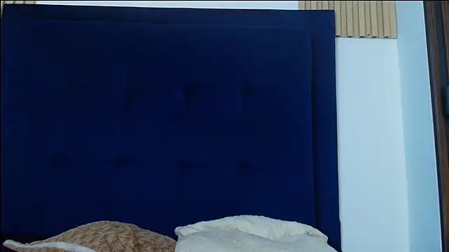 james__andrew – Naživo XXX chat