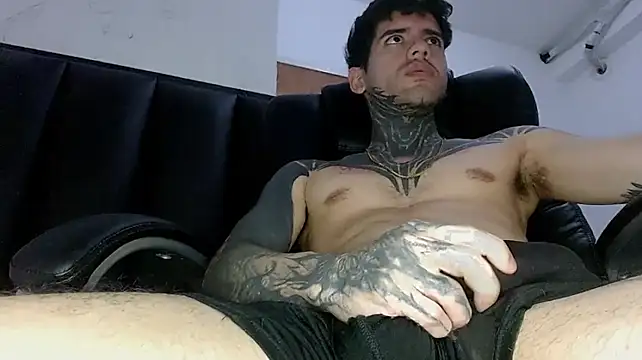 BlackTattooKing 라이브 XXX 채팅