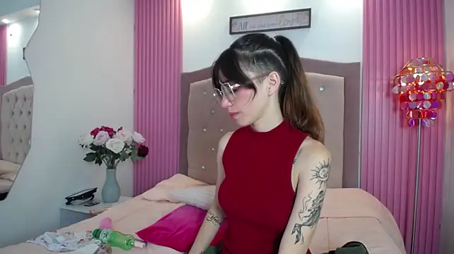 Sembang XXX Secara Langsung Marinette_Luxe