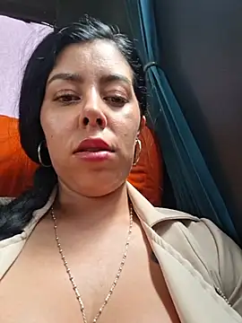 Luianna élő XXX-chatje