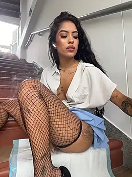 แชท XXX สดของ MystiqueXXX