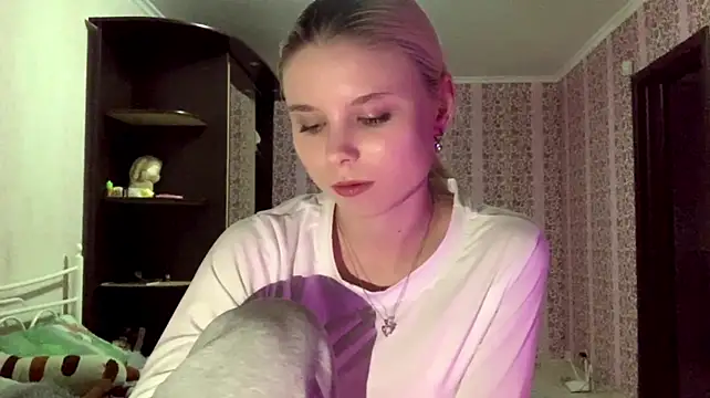 EdwinaDespres – Live XXX-chat