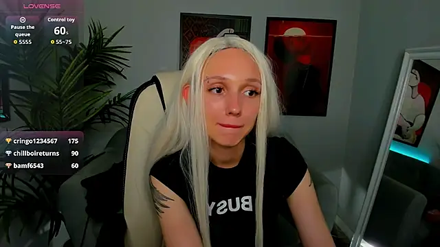 EmmaGil's Live XXX Chat