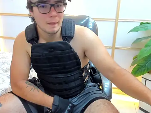 Milo_scorpio Chat XXX live