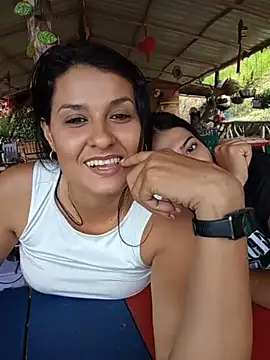 Show de elena_jonees na webcam