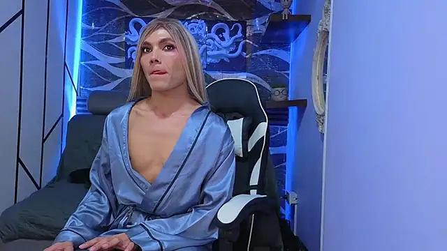 Show modela Megan_Do_Santos na web-kameri