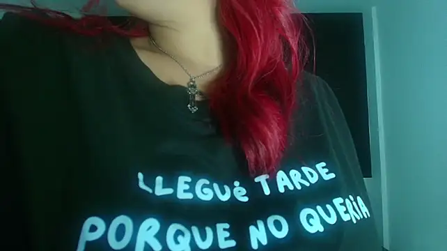 EvaaFoxxy1 Chat XXX live