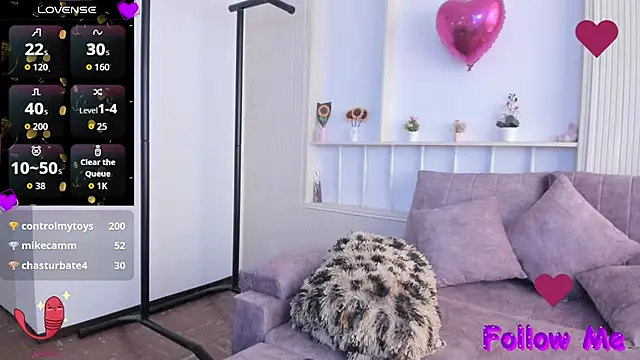 VelvetMouth_'s Live XXX Chat