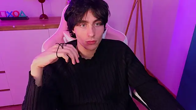 Show modela gay_w1zard na web-kameri
