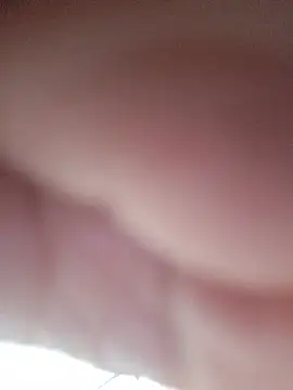 Rahaf11 Adlı Modelin Canlı XXX Sohbeti