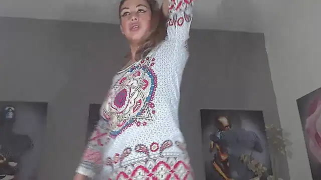 AntonellaBlanc 现场XXX聊天
