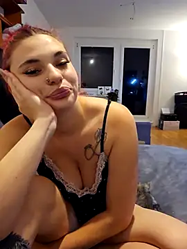 دردشة MaddieBaddieee الجنسية المباشرة