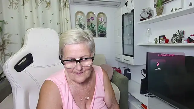 Selenna57 Live XXX-chat