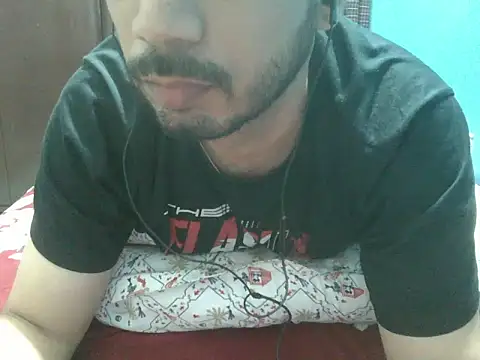 Precumboner XXX чат на живо