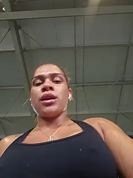 צ'אט XXX בשידור חי של KarinRoss