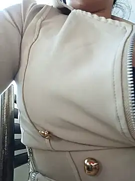 Chat +18 de Luianna ao vivo