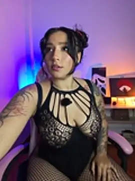 Pauilina's Live XXX Chat
