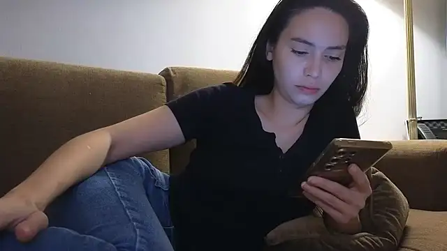 EvaSmith77777's Live XXX Chat