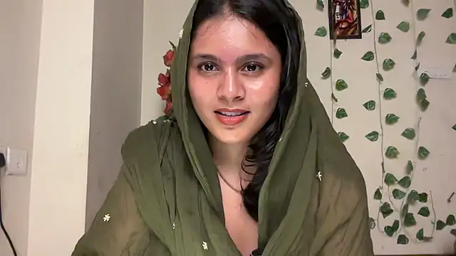 Naira_fit's Webcam Show