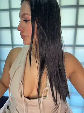 دردشة Sofia_Convers الجنسية المباشرة