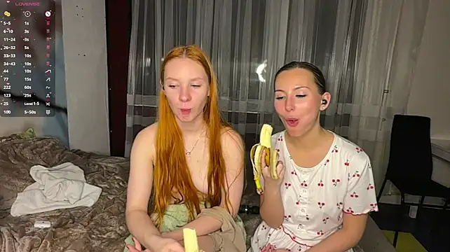 Chat XXX ao vivo de Serenique_