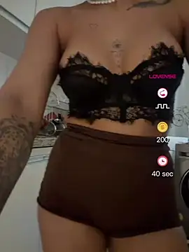 Chat +18 de princess___hot ao vivo