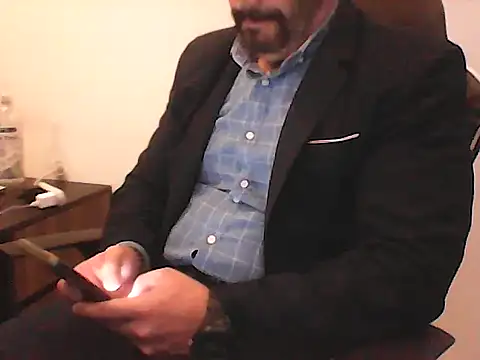 Yorel1109- live XXX chat