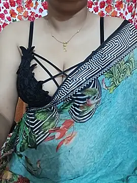 Živý XXX chat Priya_Boudi