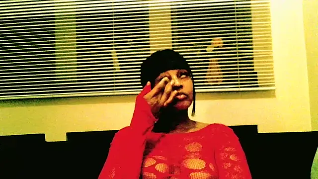 ORUOMA's Live XXX Chat