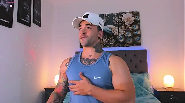 צ'אט XXX בשידור חי של Mathew_Colee