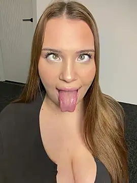 Chat XXX ao vivo de KilianaNoir