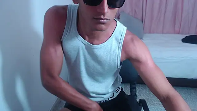 _bigrick_'s Live XXX Chat