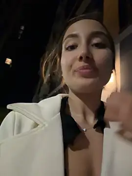 ICrazyOneIRL's Webcam Show