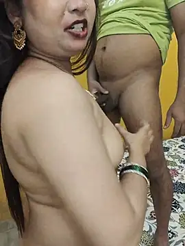 MONAJI_HOT: απευθείας συνομιλία ΧΧΧ