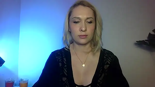 Walenixa Adlı Modelin Canlı XXX Sohbeti