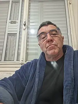 darialmas XXX чат на живо