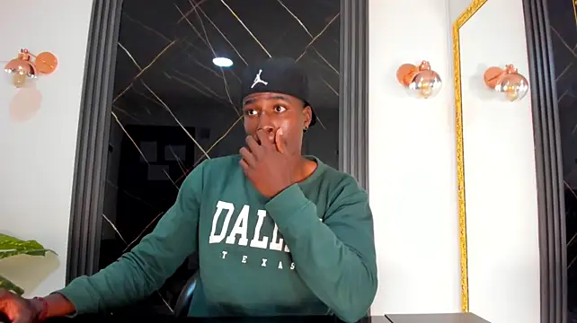 LionBlackk Chat XXX live