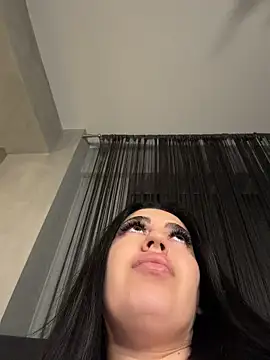 Andrestarr Adlı Modelin Canlı XXX Sohbeti