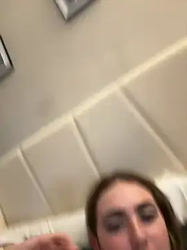 honeyh's Live XXX Chat