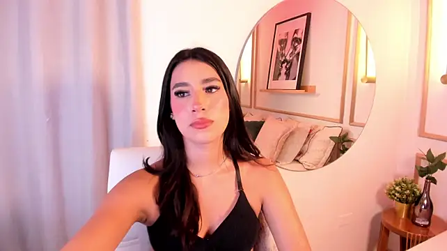 Nanami_ Adlı Modelin Canlı XXX Sohbeti