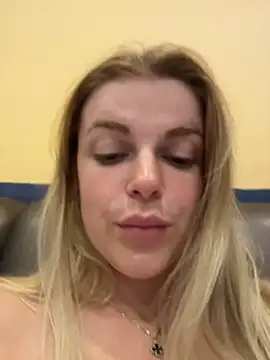 Chat +18 de HarrietDart ao vivo