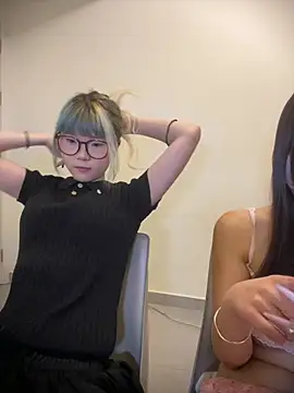 Chatroom XXX en direct de Rocket-Girl
