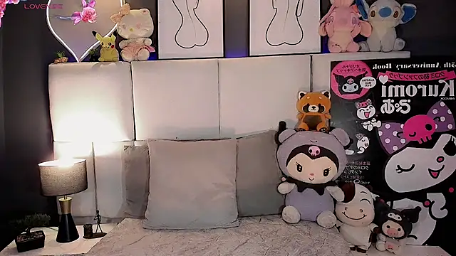 Megaan_Dolll live XXX chat
