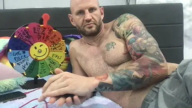 Chat +18 de brianomally ao vivo