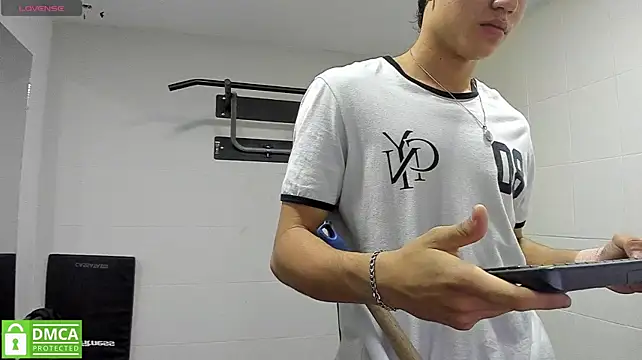 XXX chat uživo modela Ryan_grayx