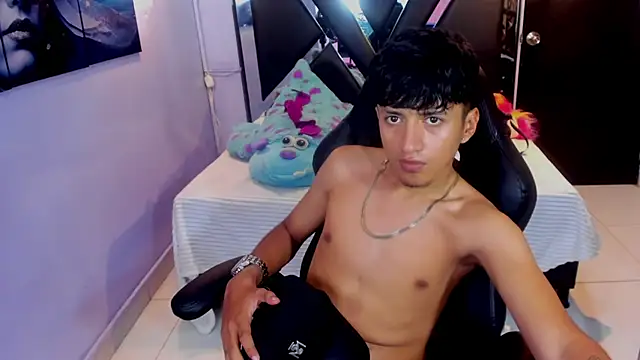 Онлайн чат XXX Mr_Dylan1