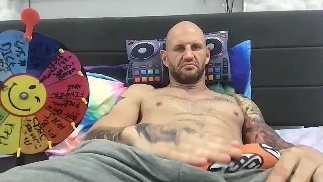 brianomally – Naživo XXX chat