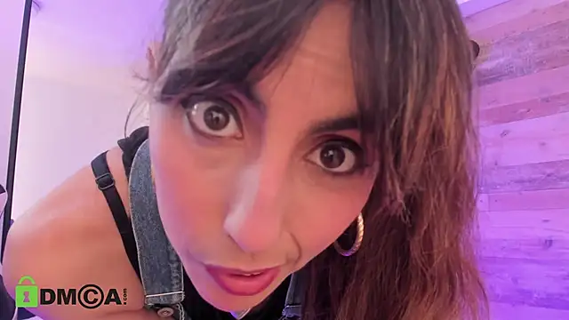 Chat XXX en directo de candy_summer28
